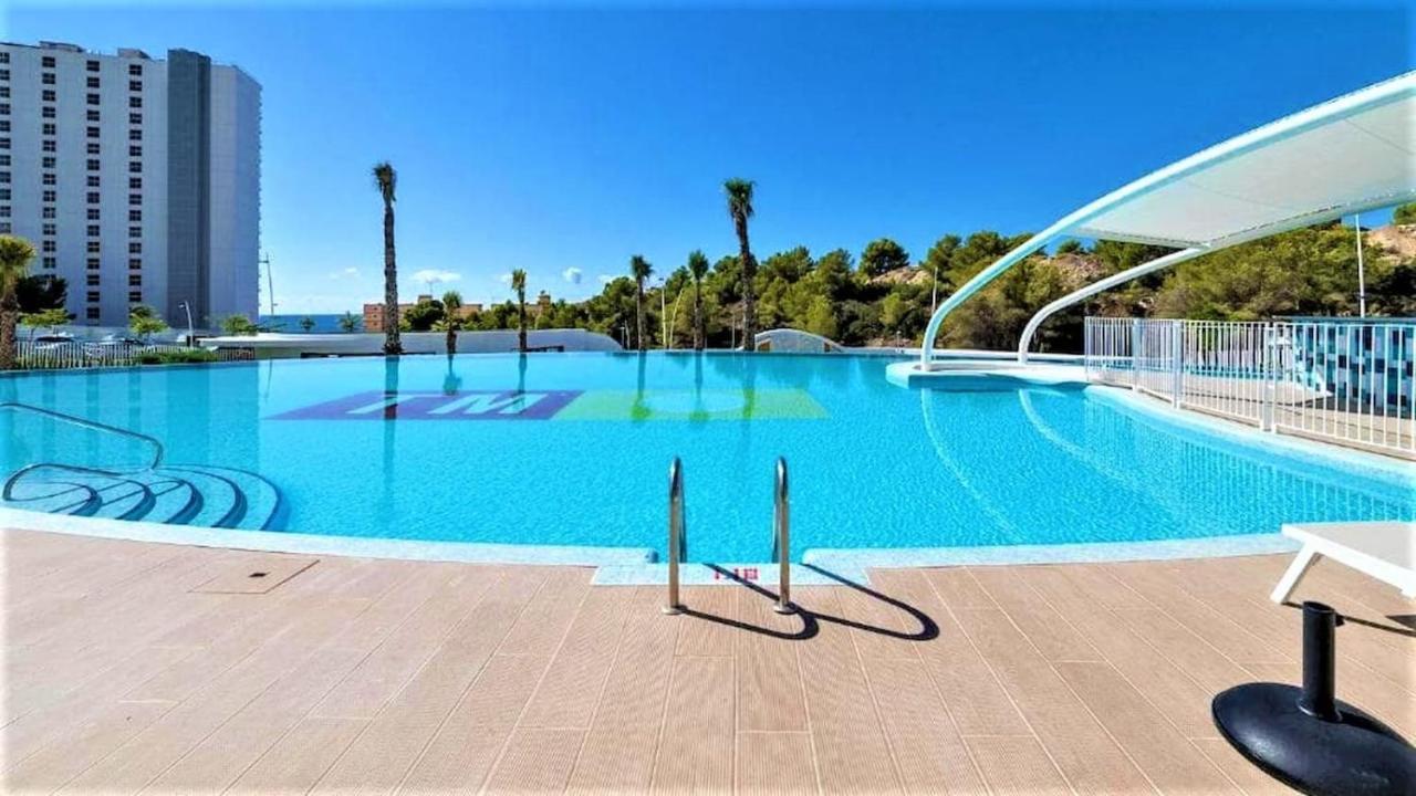 بينايدورم Apartamentos Sunset Waves By Sonneil Rentals المظهر الخارجي الصورة