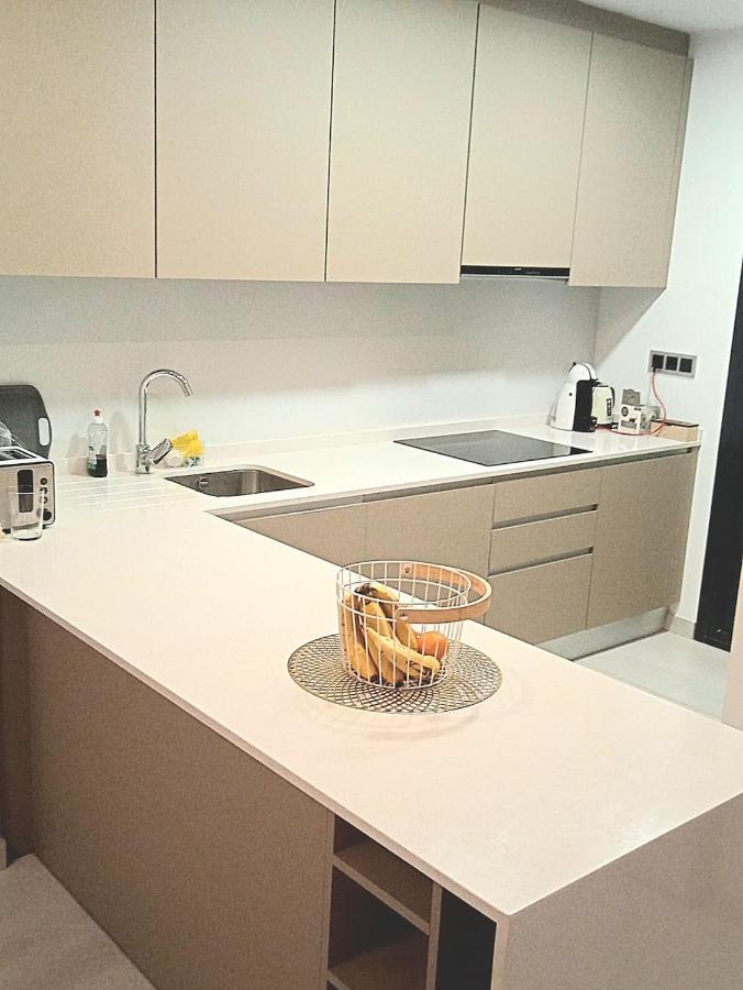 بينايدورم Apartamentos Sunset Waves By Sonneil Rentals المظهر الخارجي الصورة