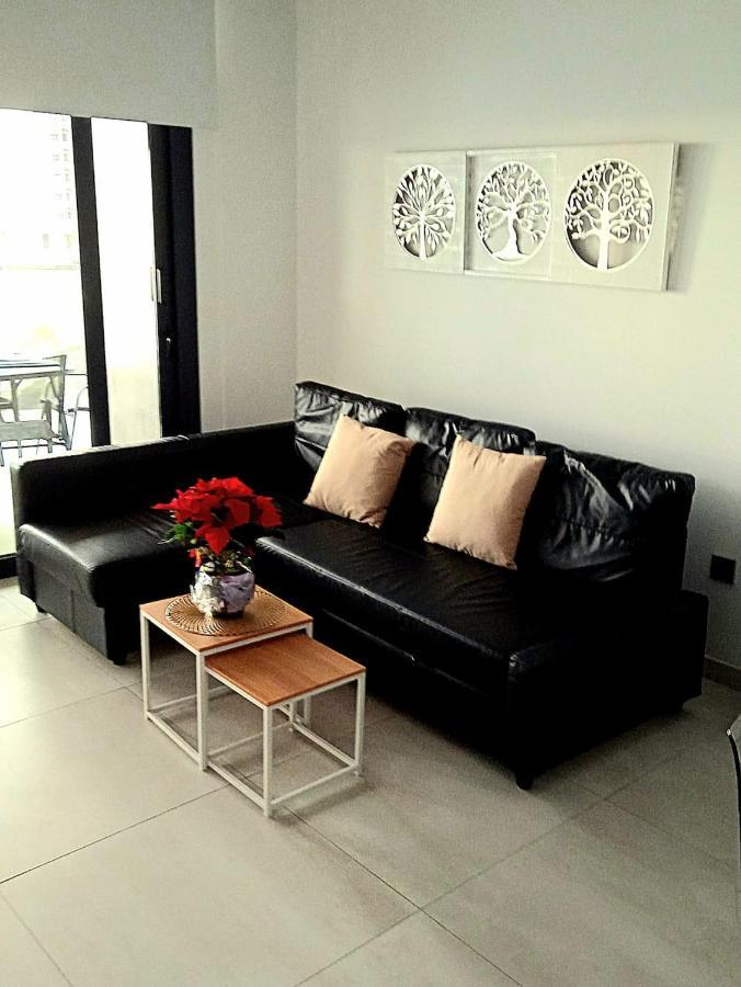 بينايدورم Apartamentos Sunset Waves By Sonneil Rentals المظهر الخارجي الصورة